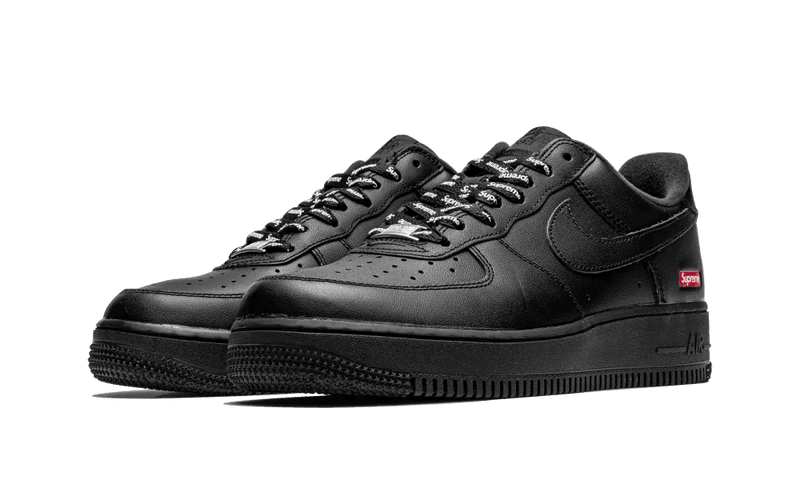 Nike Air Force 1 Low Supreme Black